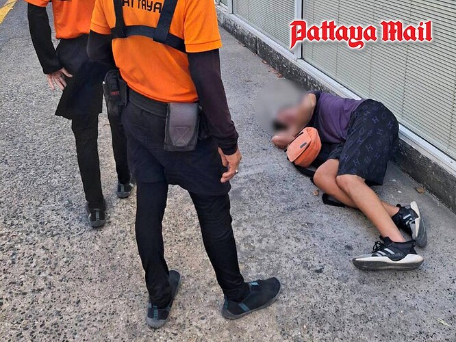 Sleeping by the road raises safety concerns in Jomtien